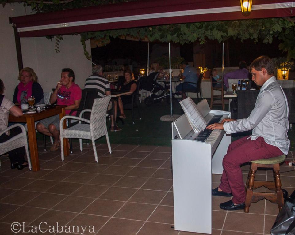 Apartamentos La Cabana Canyamel  Luaran gambar