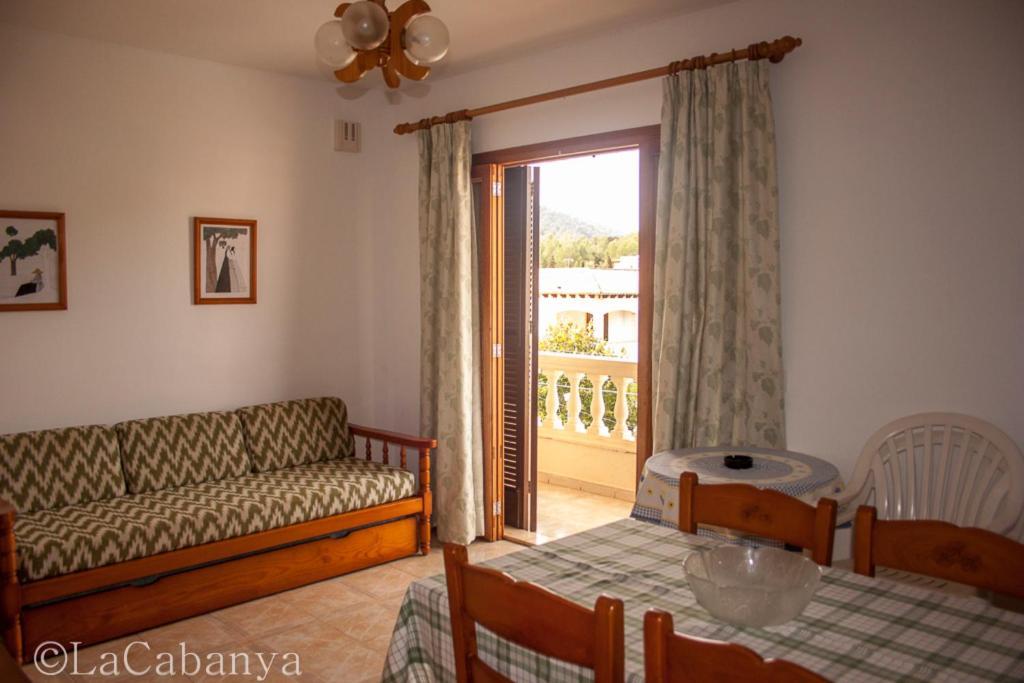 Apartamentos La Cabana Canyamel  Bilik gambar
